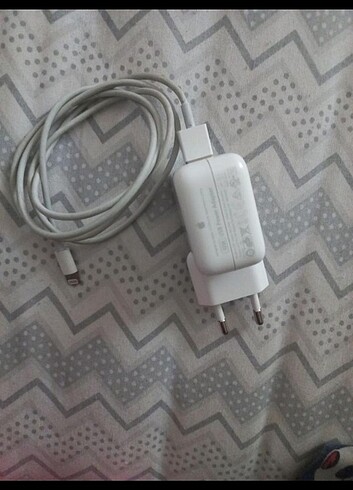 Beden Renk Apple orjinal şarj aleti