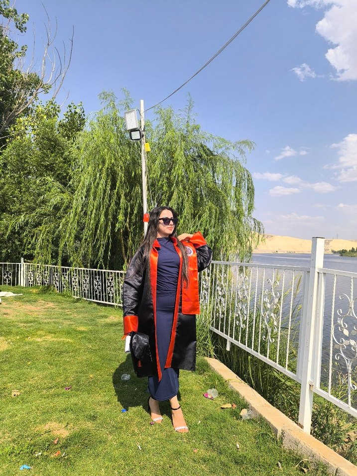 Uzun Siyah Mezuniyet cübbesi - Görsel 2