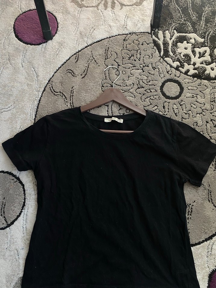 Siyah Crop - Görsel 3