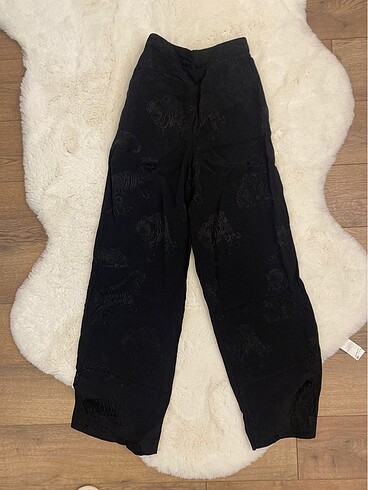 Zara Jakarlı Kumaş Pantolon