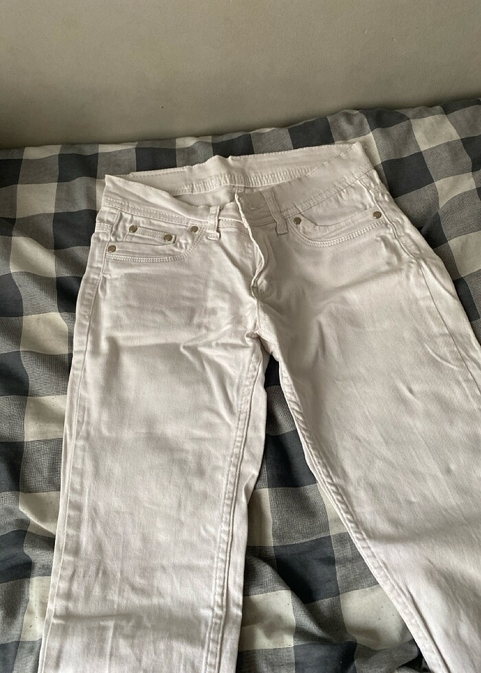 Beyaz pantolon - Görsel 2