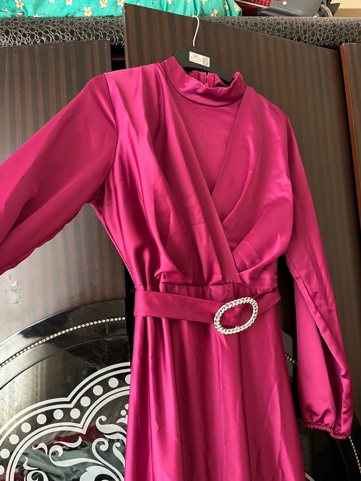 Uzun Mor Tesettür Abiye Elbise - Görsel 5