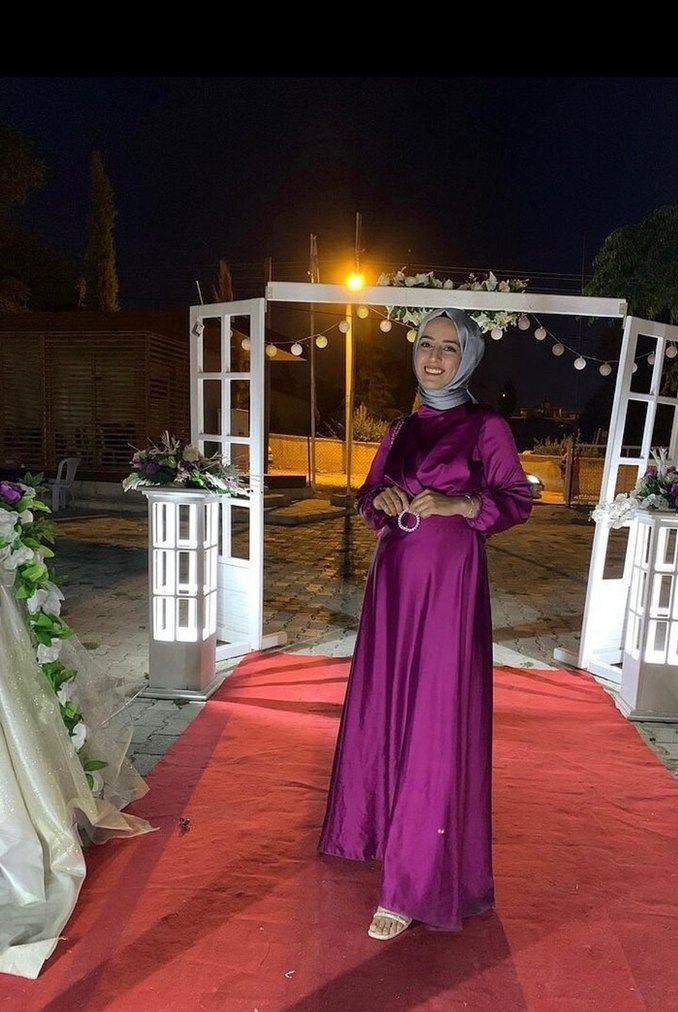 Uzun Mor Tesettür Abiye Elbise - Görsel 2