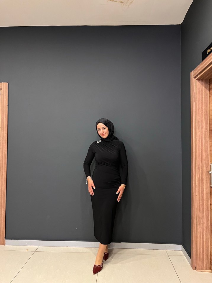 Uzun Siyah Kadın Takım Elbise - Görsel 4