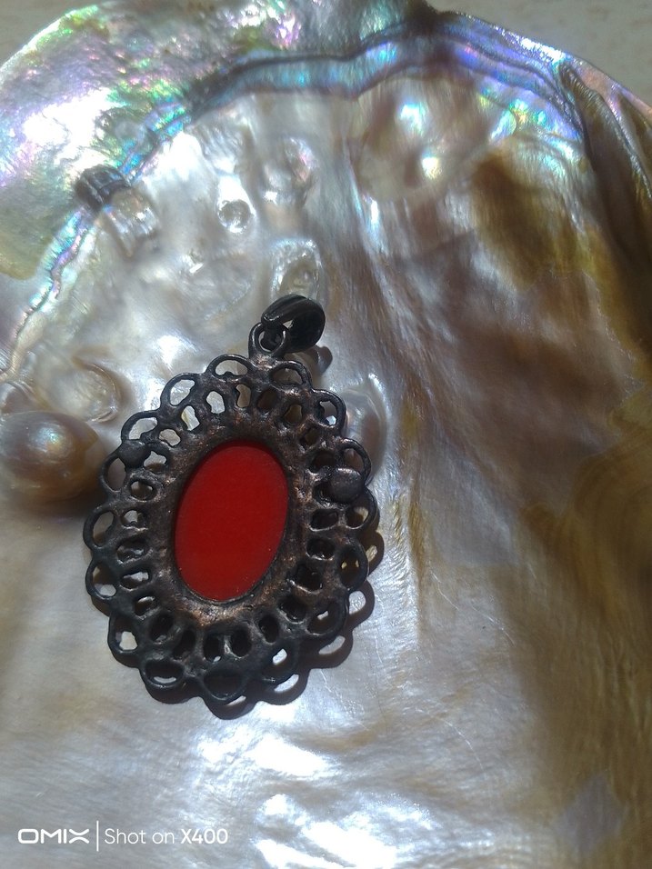 Kırmızı Boncuk İşlemeli Vintage Kolye Ucu - Görsel 2