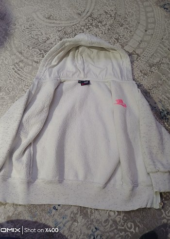 Kız Çocuk Beyaz Kapüşonlu Fermuarlı Ceket - Görsel 2