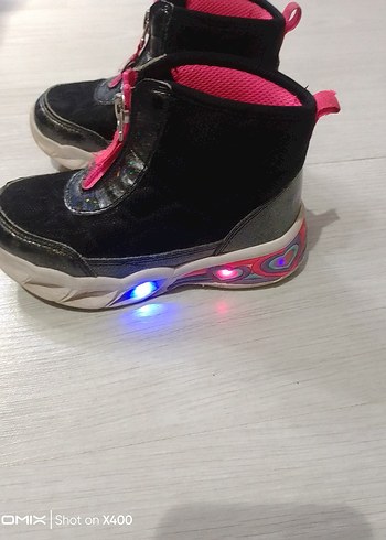 Skechers Kız Çocuk Bot ışıklı - Görsel 2