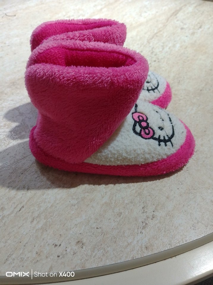 Kız Çocuk Pembe Nakışlı Sıcak Ev Terliği - Görsel 2