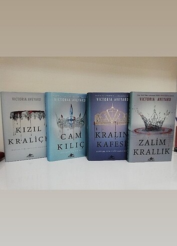 Kızıl Kraliçe Serisi 