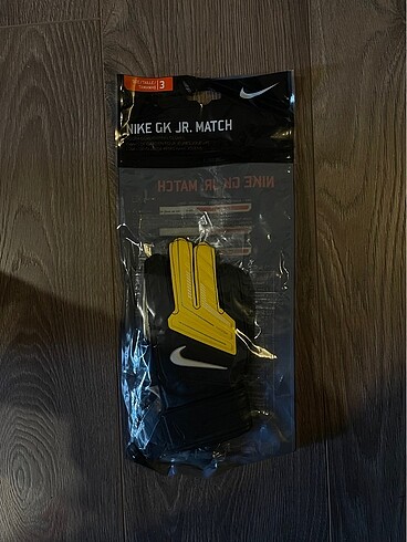 Nike Jr. kaleci eldiveni