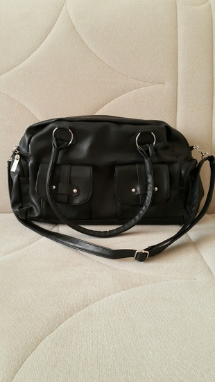yepyeni 1 kez bile kullanmaya fırsatım olmadı çünkü crossbody ku