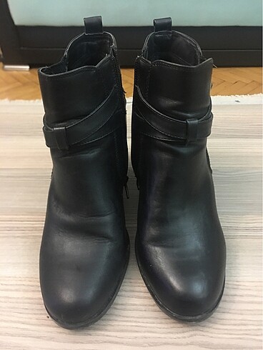 Bot ayakkabı