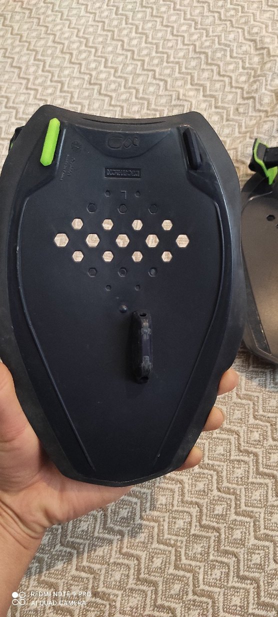 Siyah Kauçuk Motosiklet Diz Koruyucu - Görsel 5