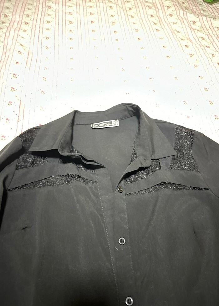 Siyah transparan detay gömlek - Görsel 2