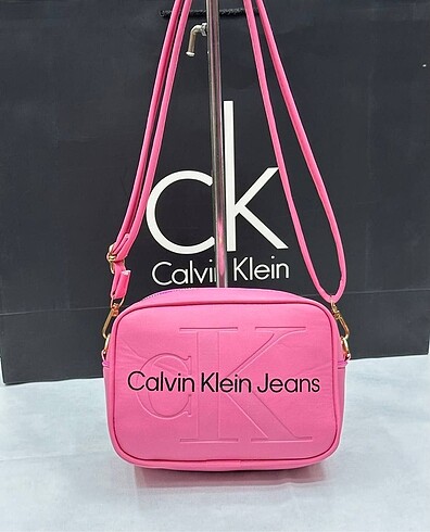  Beden Calvin Klein Pembe Çanta (Lütfen Stok Sorunuz )