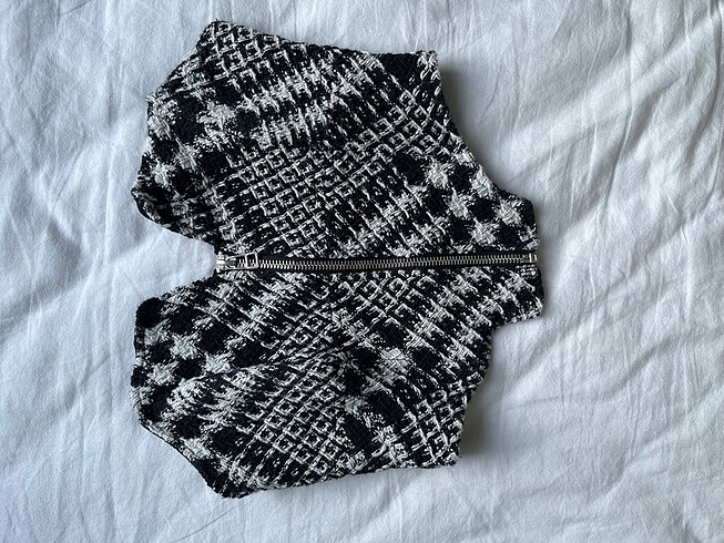 Straplez Crop