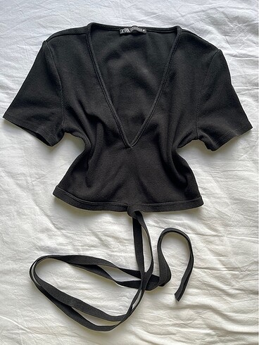 Zara Belden Bağlama Detaylı Crop
