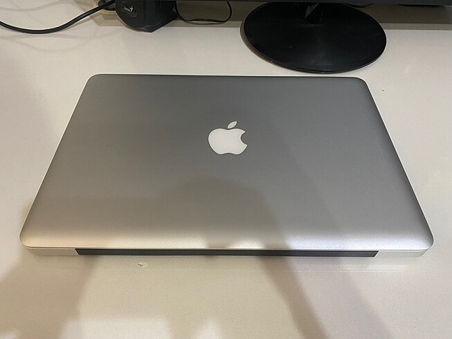 Beden Renk ACİL Macbook Pro (Mid 2012) Laptop