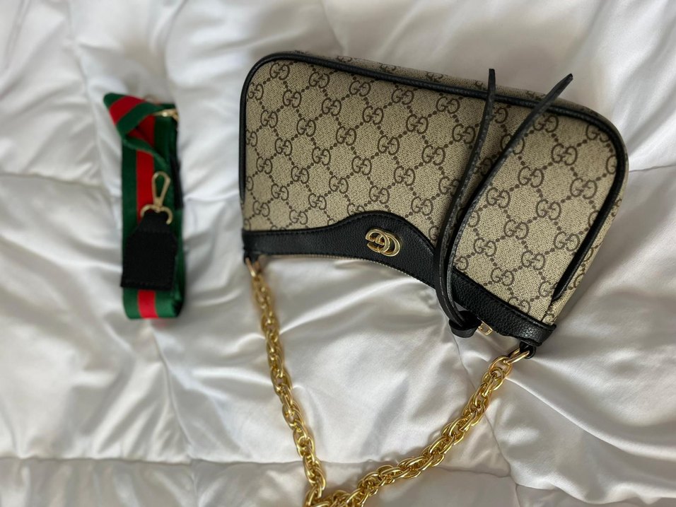 Zincir Detaylı Klasik Kadın Çanta - Görsel 2