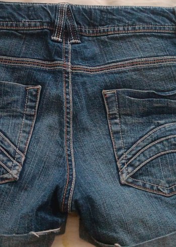 LC Waikiki Düğmeli Lacivert Kadın Midi Denim Şort