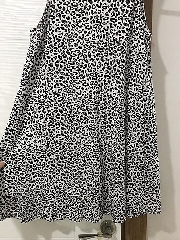 s Beden Bershka Leoparlı Elbise