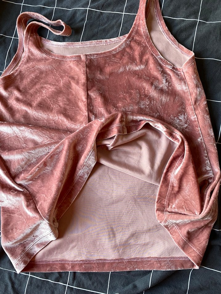 Pembe Parlak kadife askılı bluz - Görsel 3