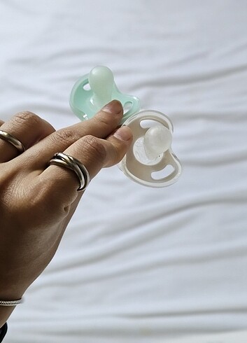 Philips Tommee tippee emzik ve emzik kutusu