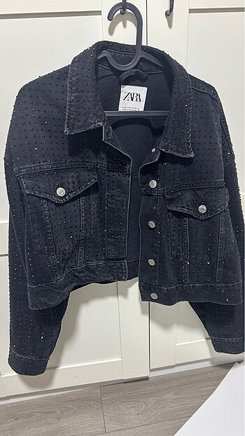 Zara taşlı ceket