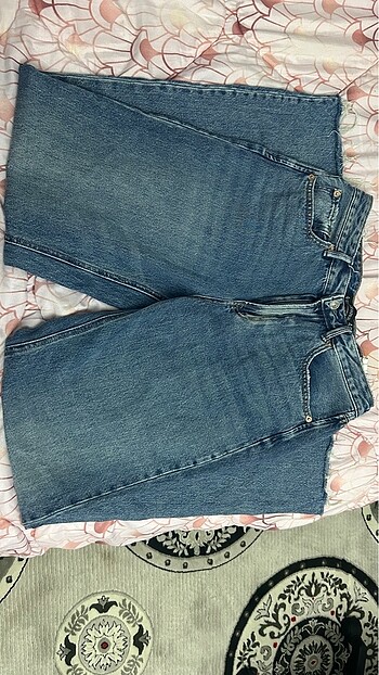 40 Beden mavi Renk Stradivarius jean
