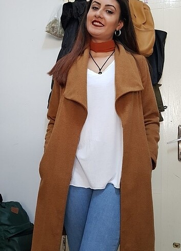 Tarçın rengi kaşe mont