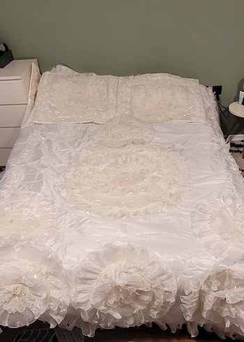 Krem- Beyaz Yatak Örtüsü takımı - Görsel 2