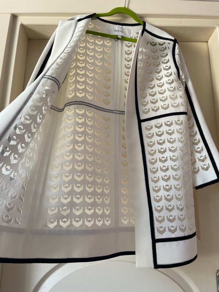 İpekyol Uzun Beyaz Dantel İşlemeli Kadın Ceket - Görsel 2