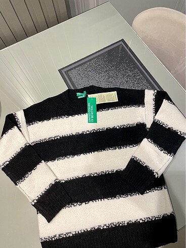 U.C Benetton Unisex çocuk kazak