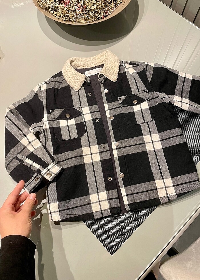 Zara kids kapitoneli mevsimlik ceket - Görsel 2