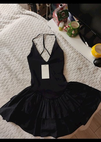 Siyah V Yakalı Mini Elbise