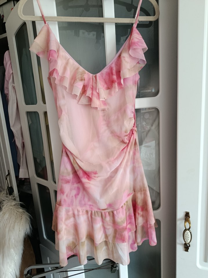 Stradivarius pembe Fırfırlı Mini Elbise - Görsel 3