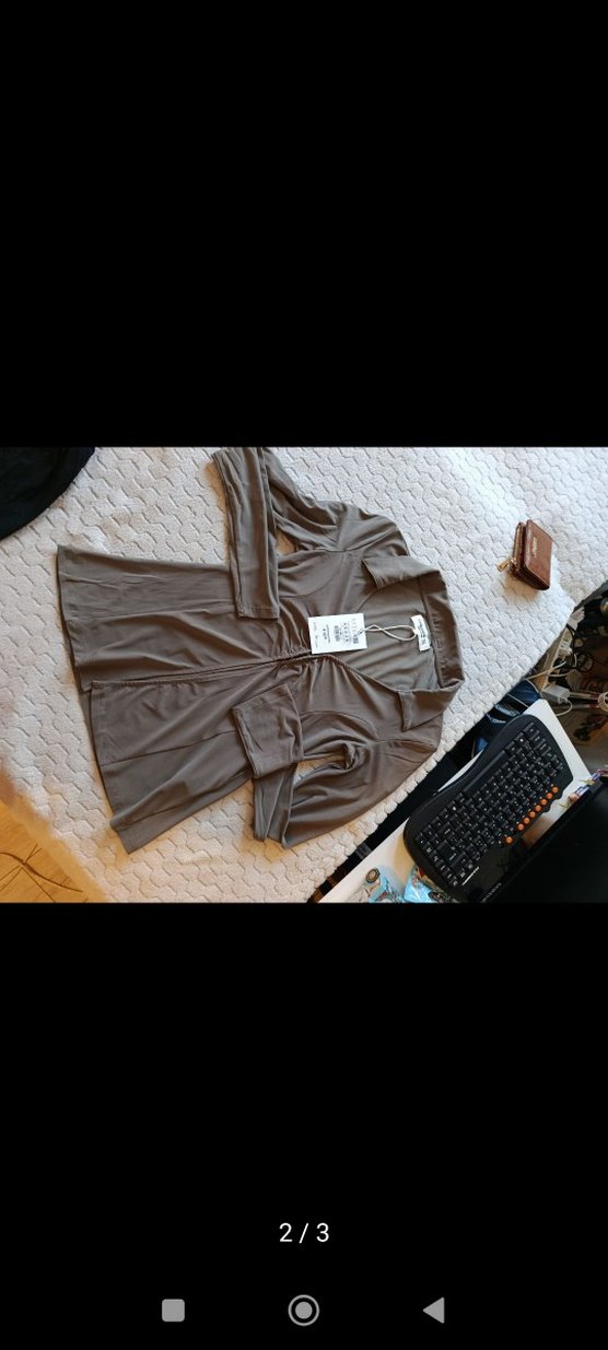 Pull&bear Yaka Düğmeli Uzun Kollu Bej Bluz - Görsel 3