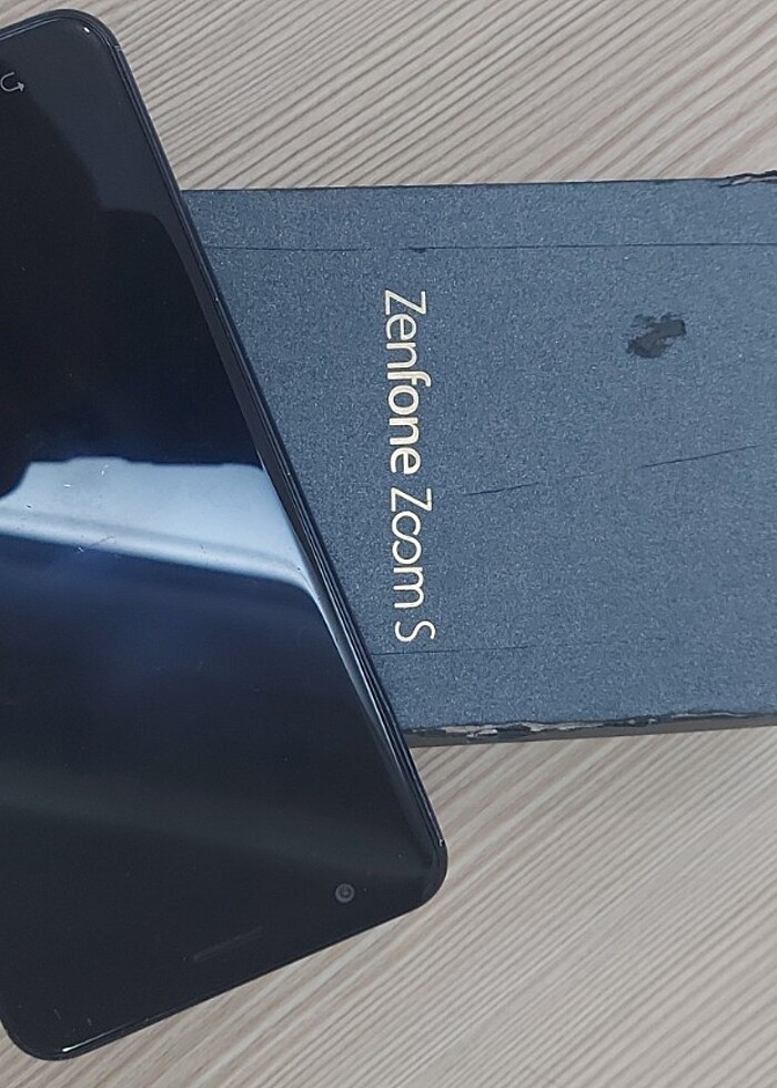 Asus Ze553kl  - Görsel 2