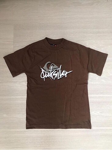 Quiksilver tişört
