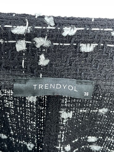 36 Beden çeşitli Renk Trendyol & Milla Mini Etek %70 İndirimli.