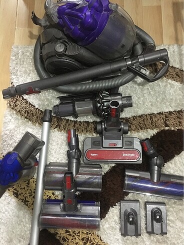 DYSON