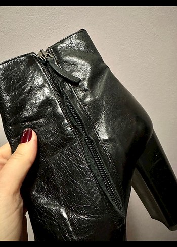Siyah Deri Stiletto Topuklu Zara Kadın Bot - Görsel 3