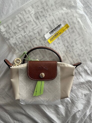 Longchamp