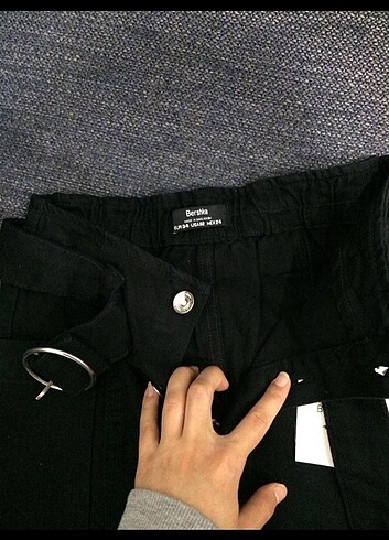 Bershka kemerli denim kot etek 