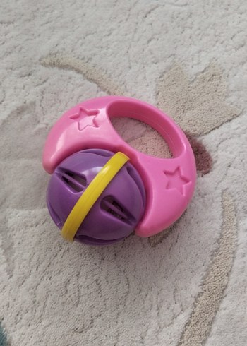 Pembe Renkli Diş Kaşıyıcı ve Çıngırak