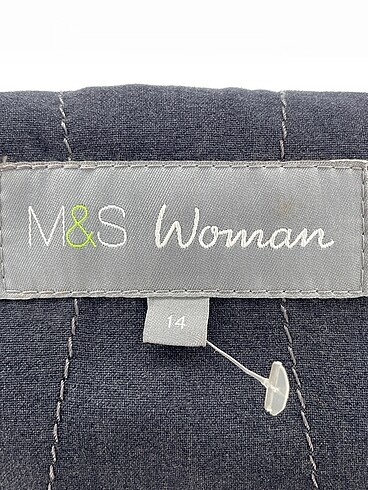 42 Beden çeşitli Renk Marks & Spencer Blazer %70 İndirimli.