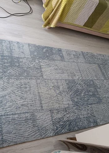 Beden gri Renk Gri Çağdaş Desensiz Halı.1.20 *3 metre ölçüsünde.