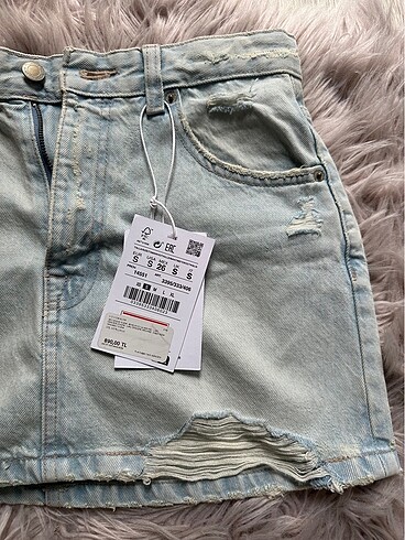 s Beden Pull&bear mini etek