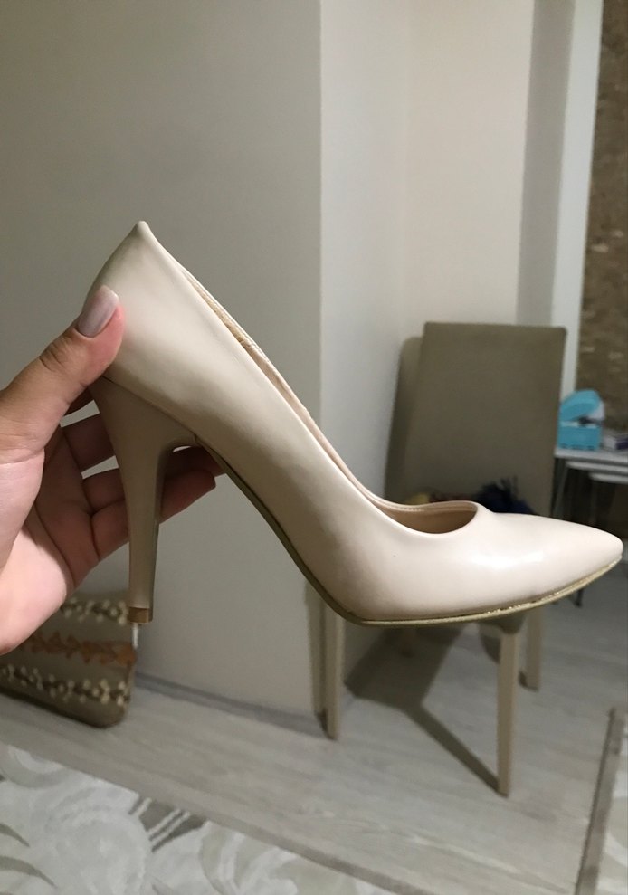 Krem Stiletto Topuklu Kadın Ayakkabı - Görsel 2