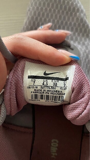 Nike nike orijinal ayakkabı teklife açık